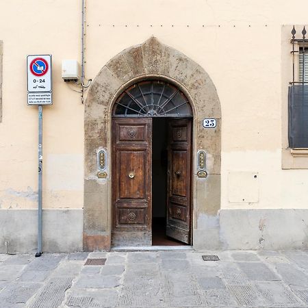 Piazza Santo Spirito Appartamento Con 2 Camere Matrimoniali Florenz Exterior foto