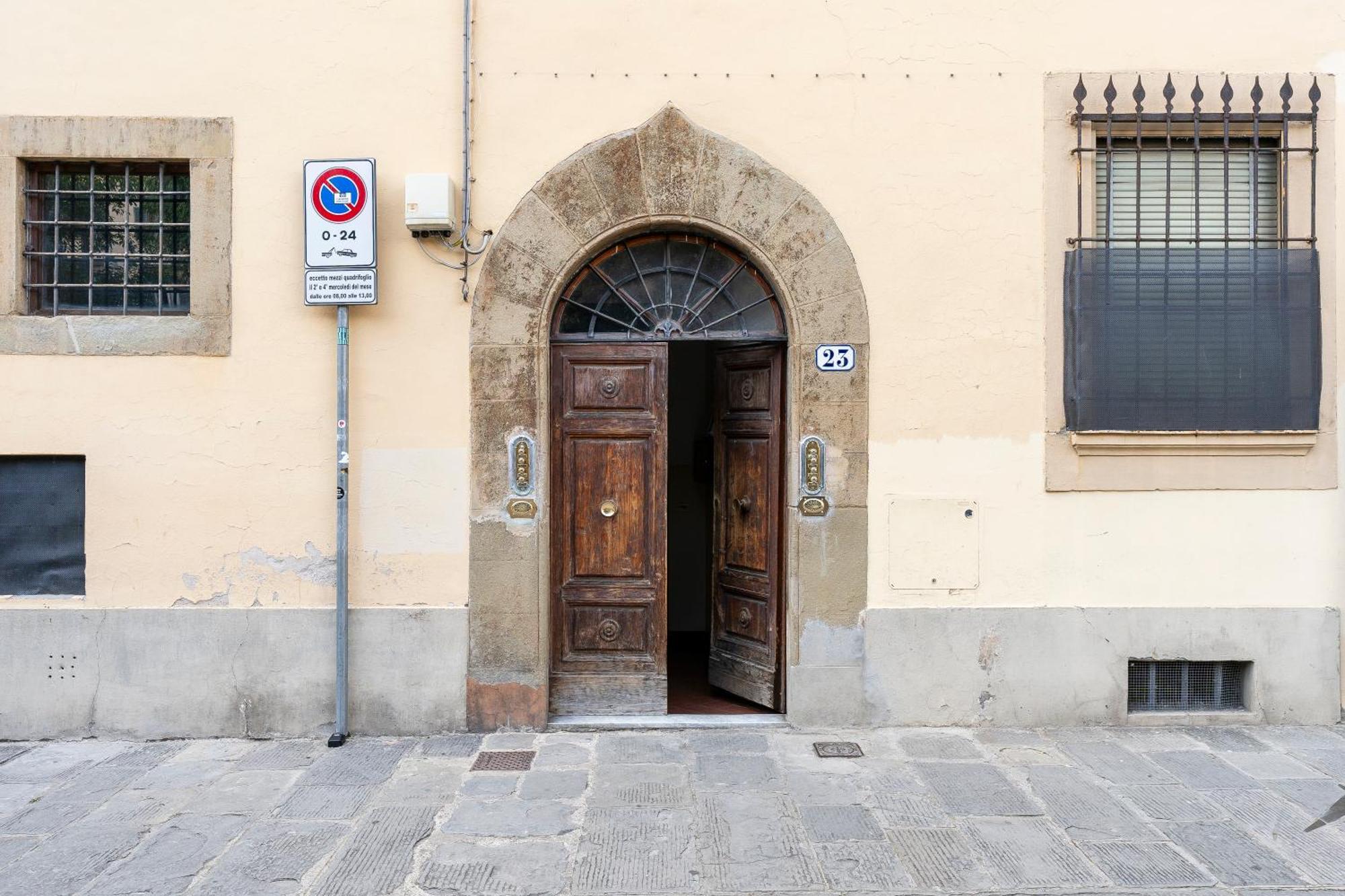 Piazza Santo Spirito Appartamento Con 2 Camere Matrimoniali Florenz Exterior foto